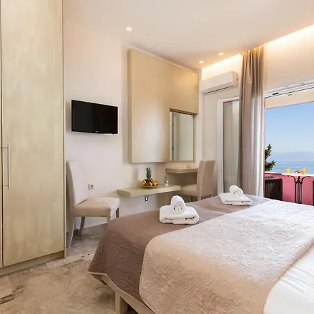 Niki Sunrise Apartamento *