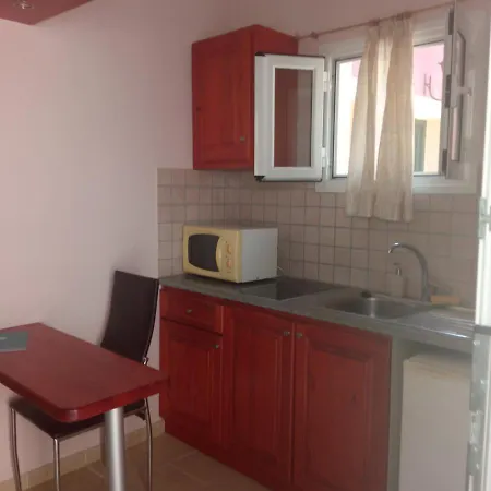 Niki Sunrise Apartamento